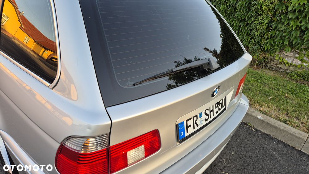 BMW Seria 5 520i - 7