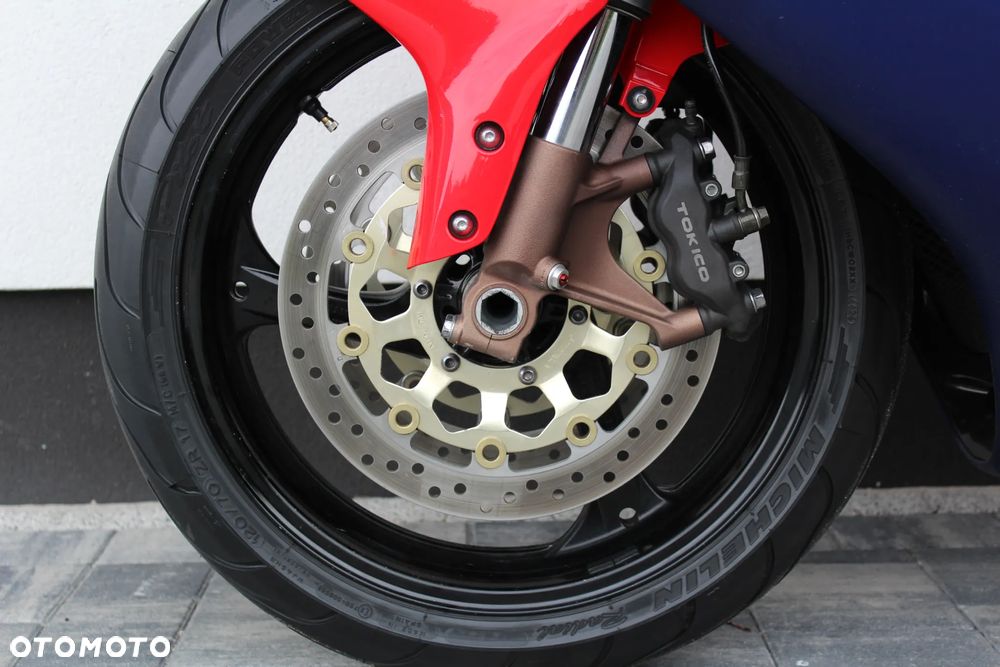 Honda CBR - 11