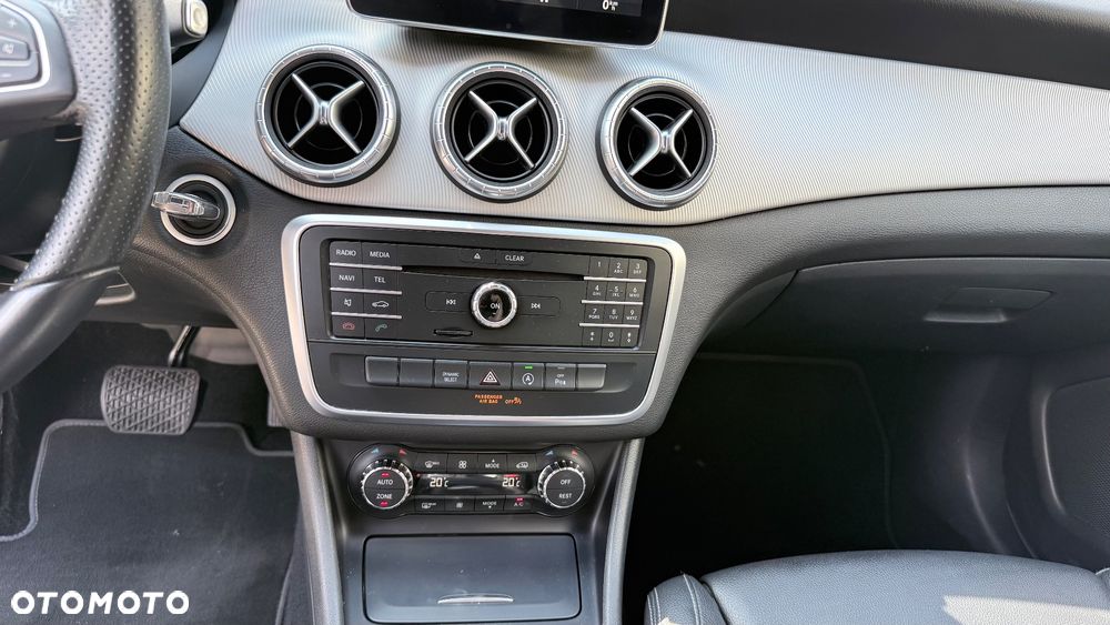 Mercedes-Benz CLA 180 (CDI) d 7G-DCT Orange Art Edition - 17