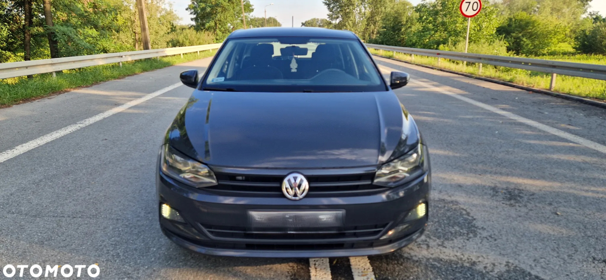 Volkswagen Polo 1.6 TDI SCR Trendline - 2