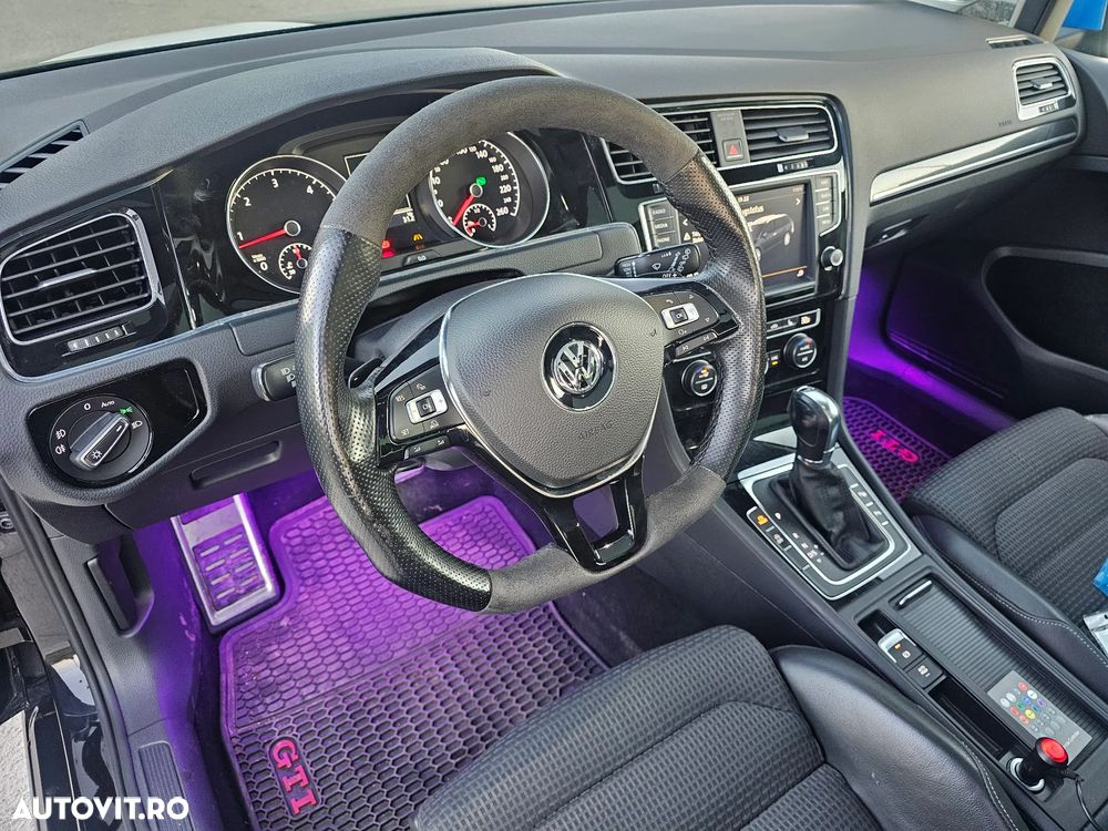 Volkswagen Golf 2.0 BlueTDI DSG Highline - 8