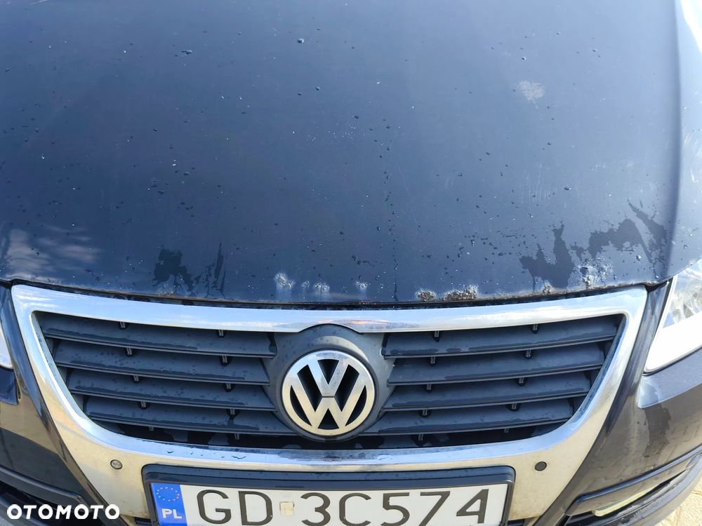 Volkswagen Passat 2.0 TDI DPF Sportline - 12