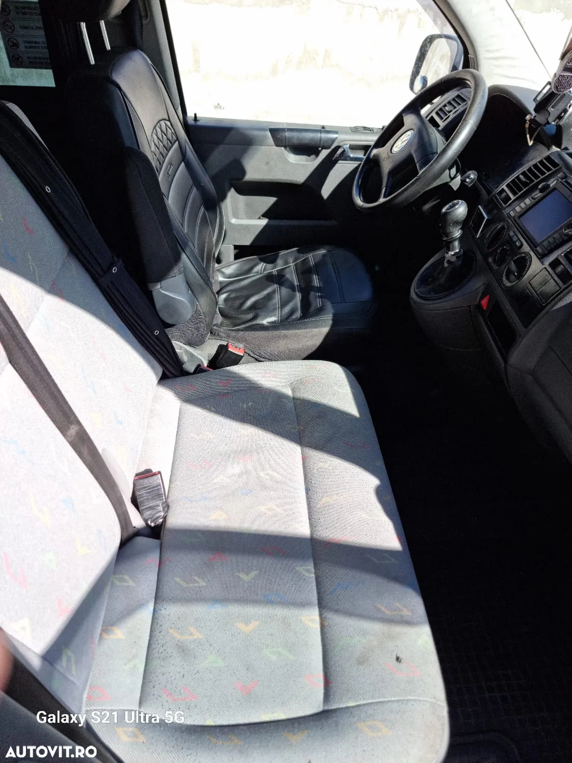 Volkswagen Caravelle - 2