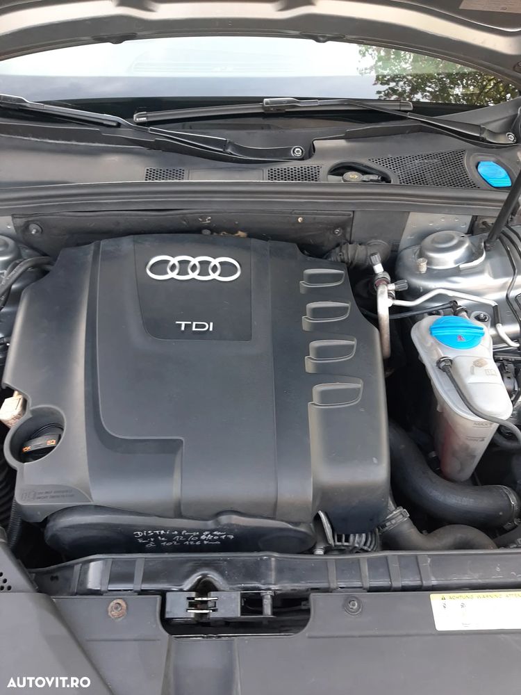 Audi A4 Avant 2.0 TDI Multitronic - 6