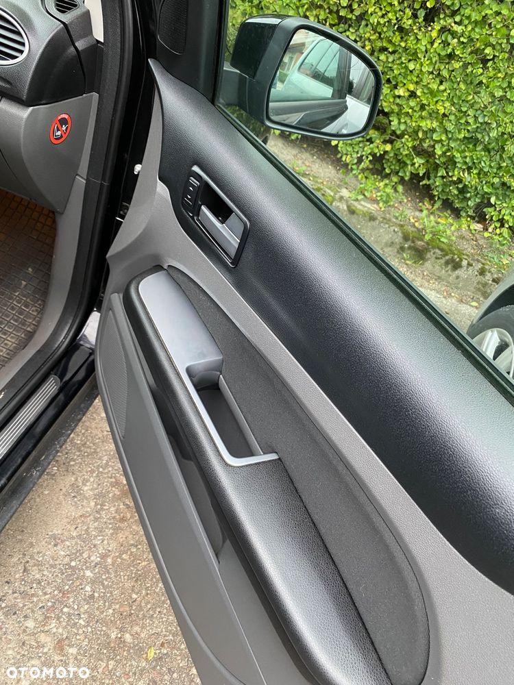Ford Focus - 12