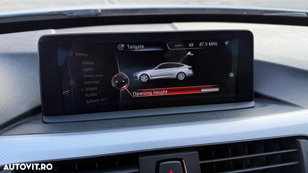 BMW Seria 3 325d Sport-Aut. M Sport - 12