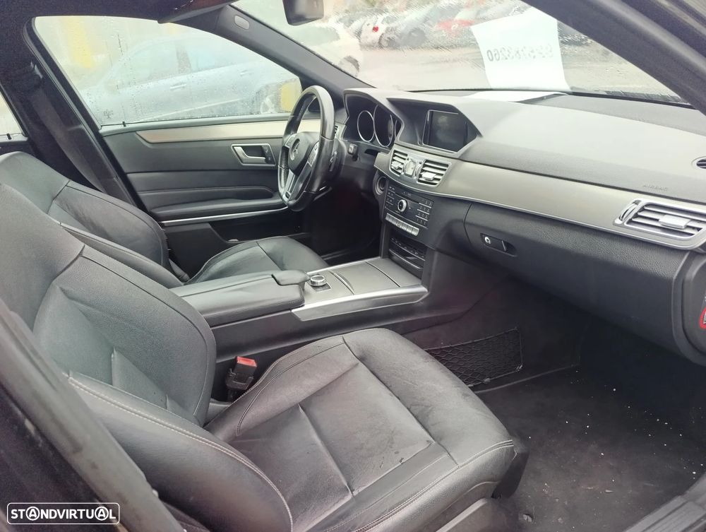 Mercedes-Benz E 300 Bluetec Hybrid Avantgarde - 9