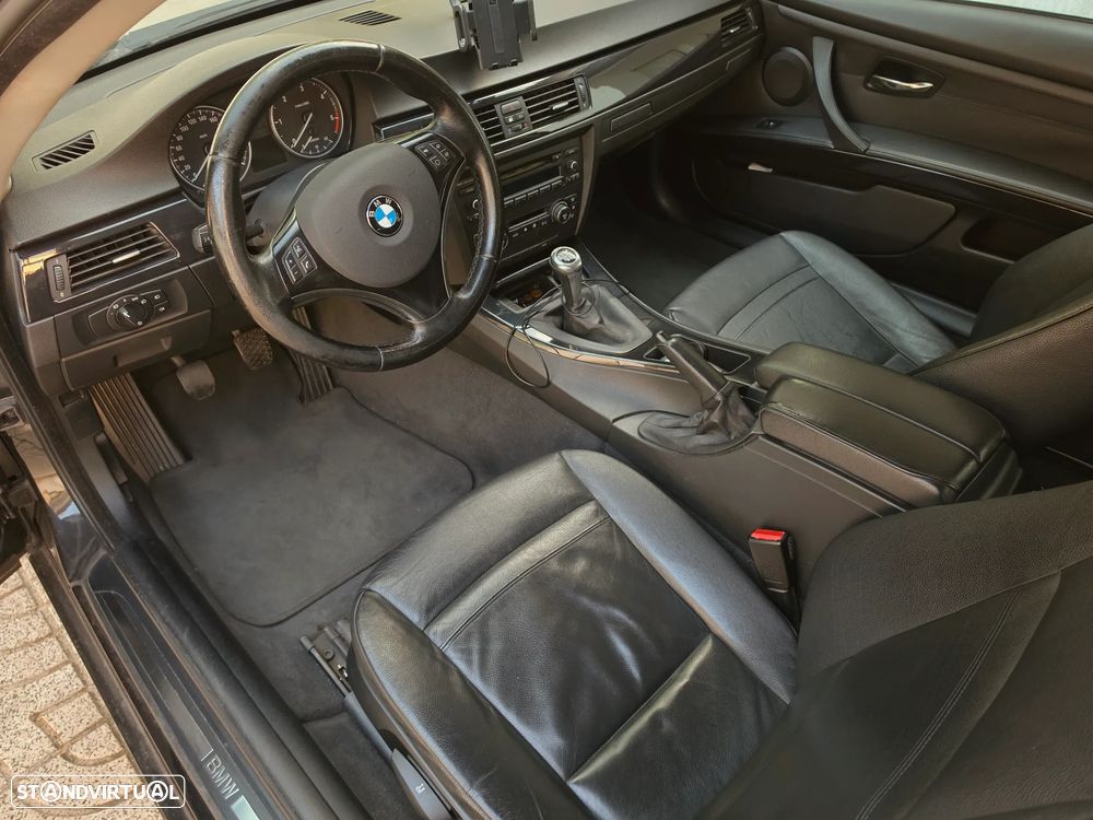BMW 320 d Coupe - 6