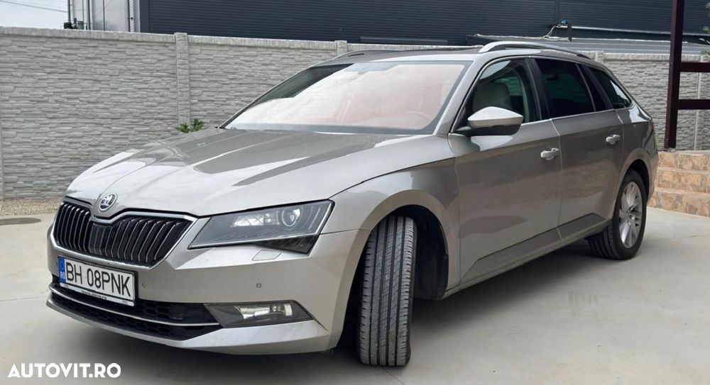 Skoda Superb 2.0 TDI DSG 4X4 Style - 1