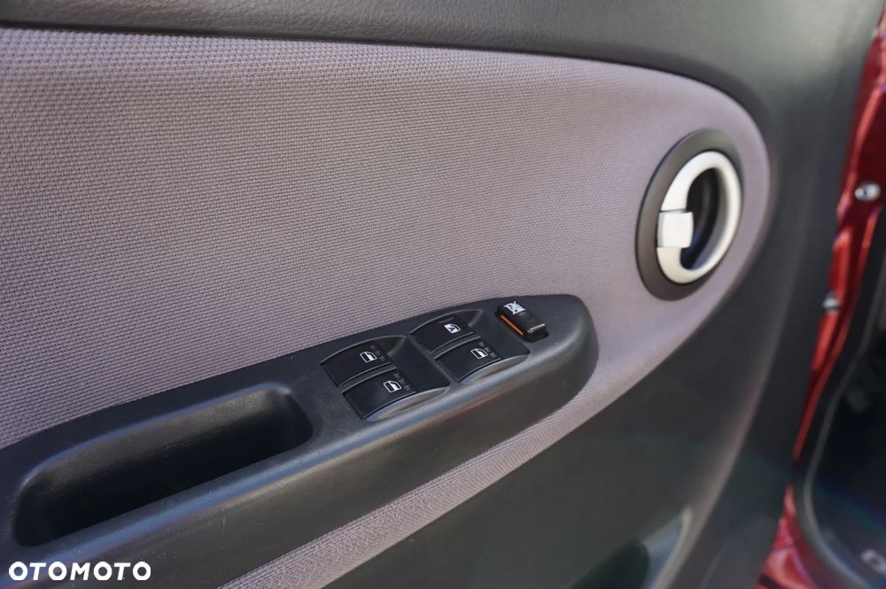 Daihatsu Trevis 1.0 Limited - 35