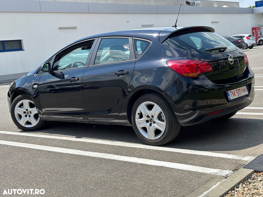 Opel Astra 1.7 CDTi Cosmo - 16