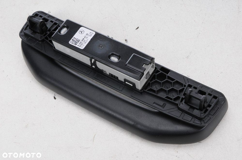 MERCEDES W177 RĄCZKA DACHOWA A0998150000 - 3