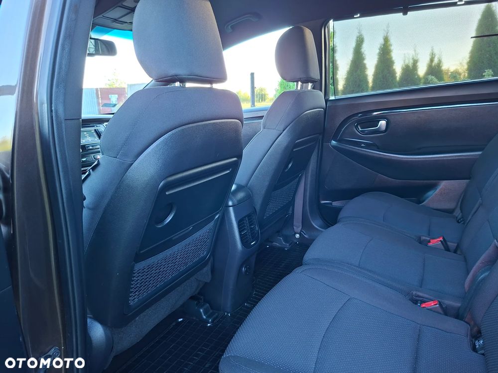 Kia Carens 1.7 CRDi XL - 27