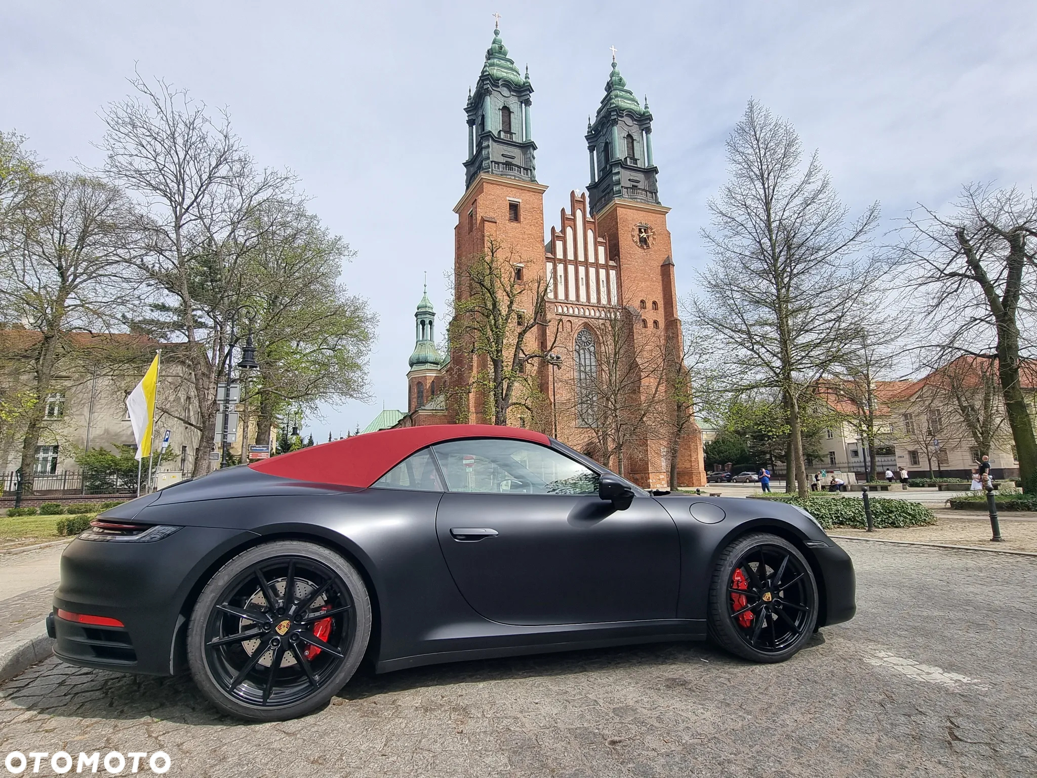 Porsche 911 Carrera 4S Cabrio - 7