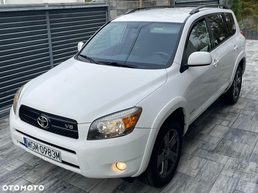 Toyota RAV4 3.5 V6 Sport - 18