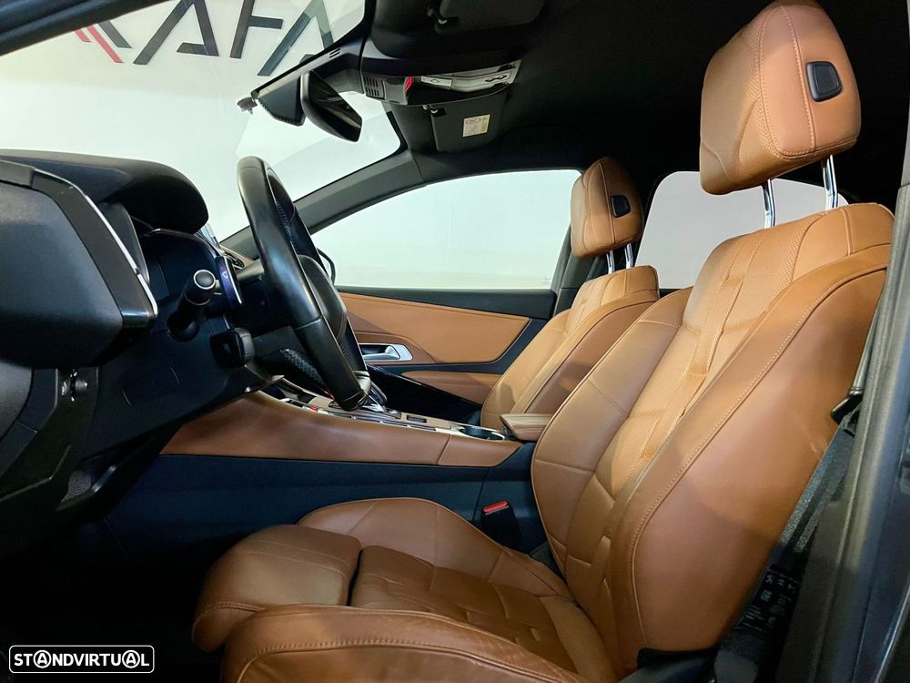 DS DS7 Crossback - 13