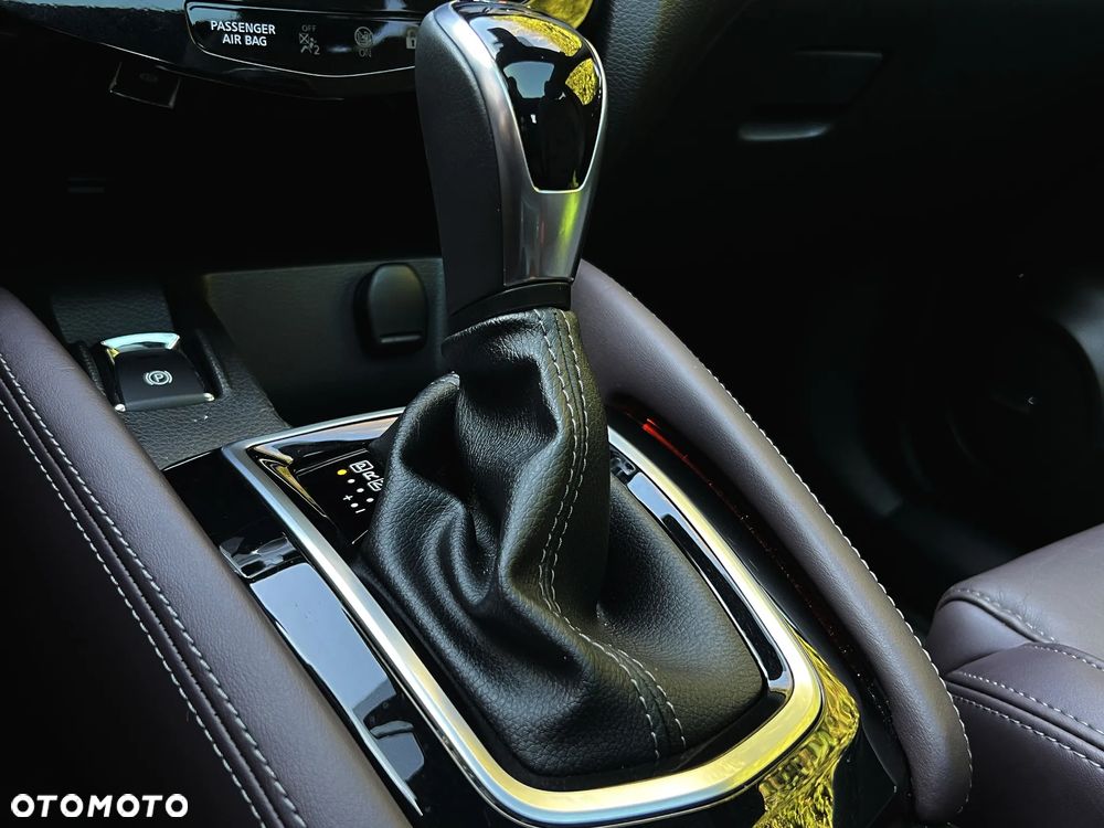 Nissan Qashqai 1.3 DIG-T Tekna+ DCT - 31