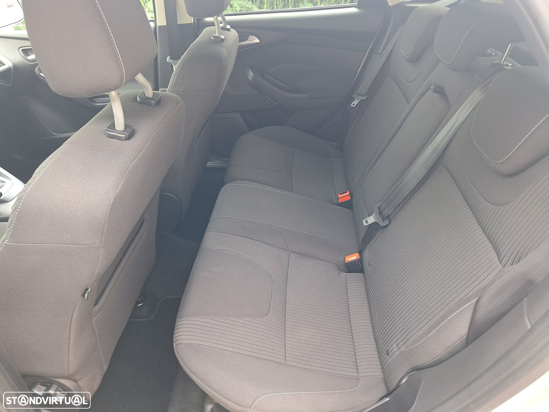 Ford Focus - 14