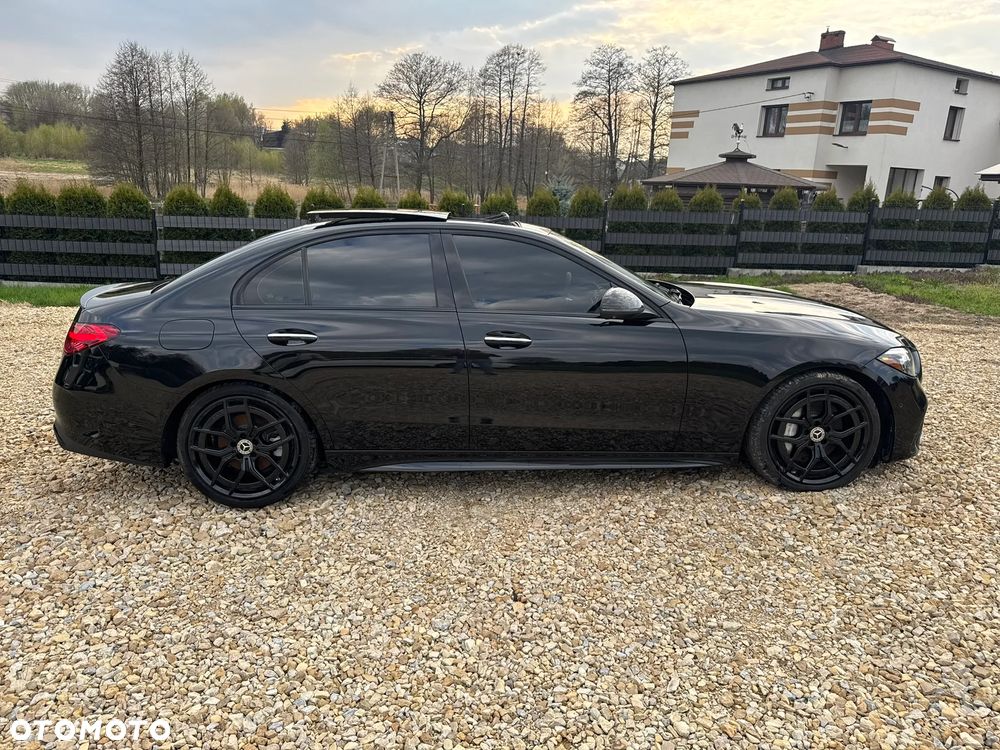 Mercedes-Benz Klasa C 300 4Matic 9G-TRONIC AMG Line - 2