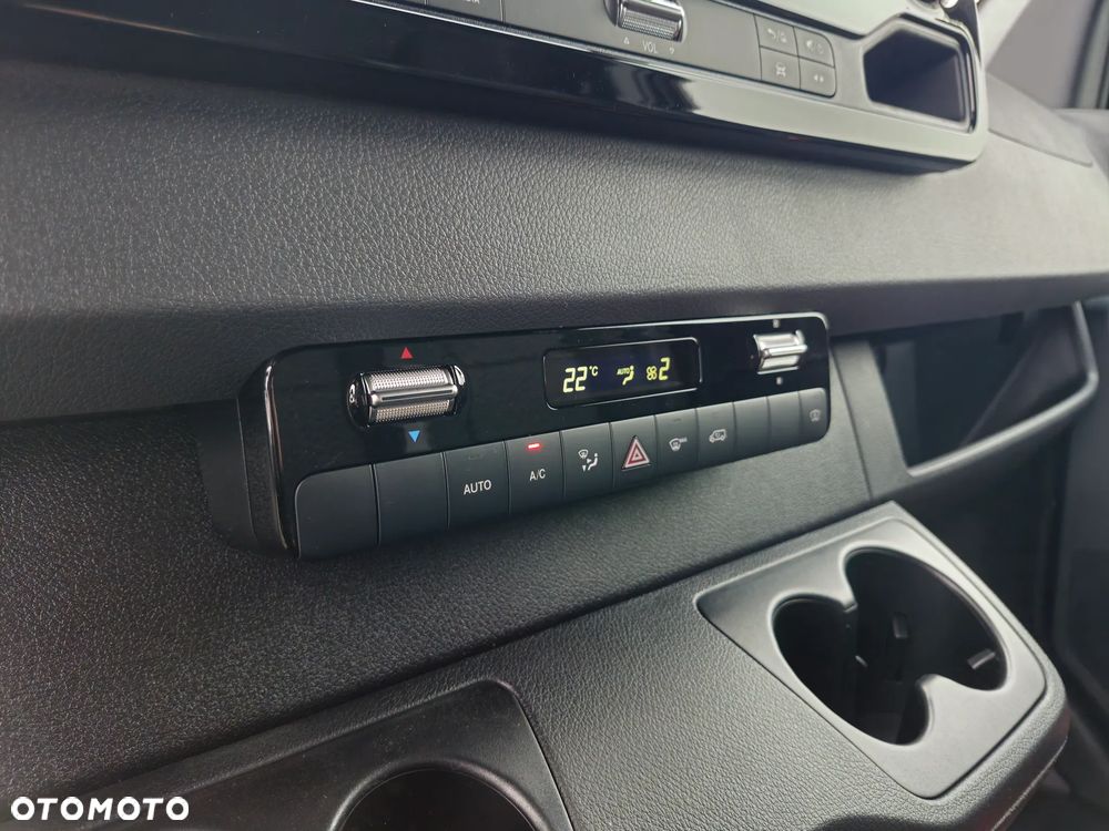 Mercedes-Benz Sprinter 319 CDI - 19