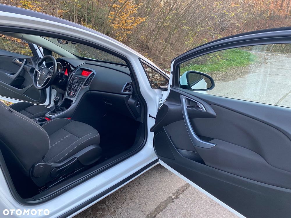 Opel Astra GTC 1.4 Turbo ecoFLEX Start/Stop Innovation - 26