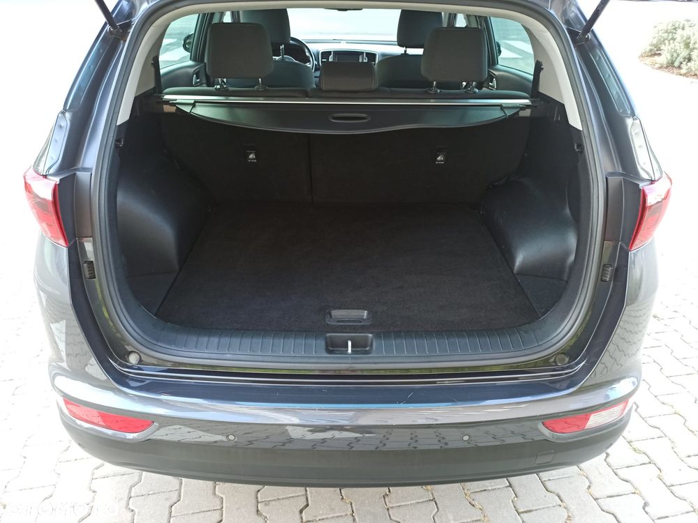 Kia Sportage 1.7 CRDI 2WD ISG Dream-Team Edition - 17