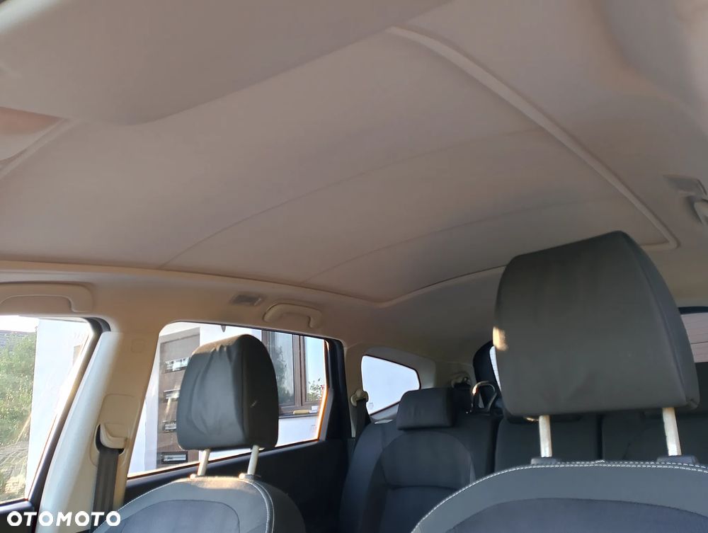 Nissan Qashqai+2 - 25