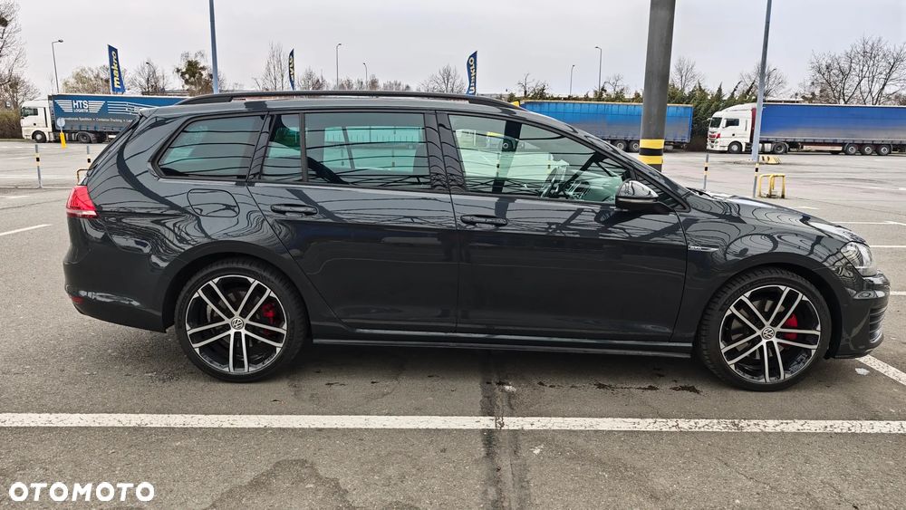 Volkswagen Golf 2.0 TDI BMT GTD DSG - 9