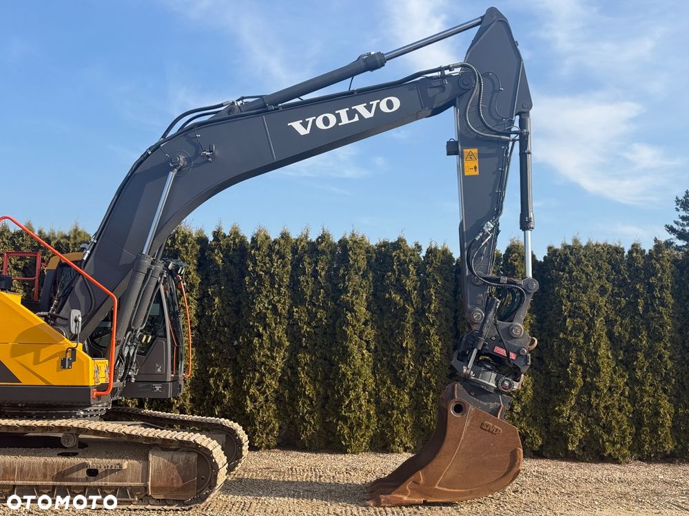 Volvo EC 250 EL - 11