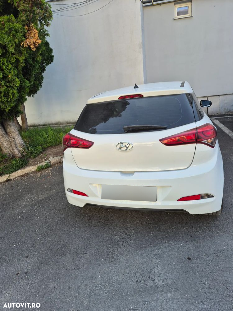 Hyundai i20 1.1 CRDi M/T Confort - 6