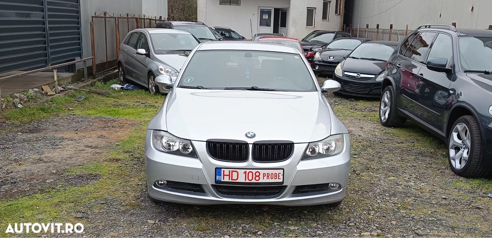 BMW Seria 3 325xi - 29