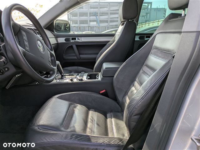 Volkswagen Touareg 6.0 W12 Automatik Sport Edition - 9