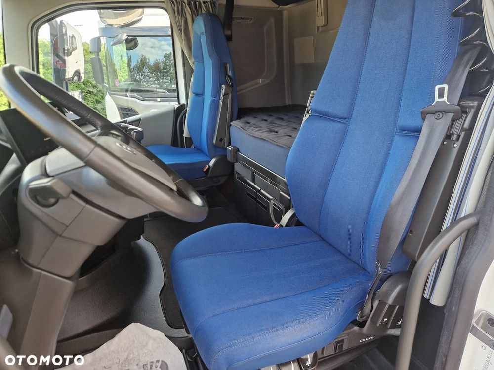 Volvo FH500 EURO6 I-PARK COOL OSŁONY MIĘDZYOSIOWE - 18