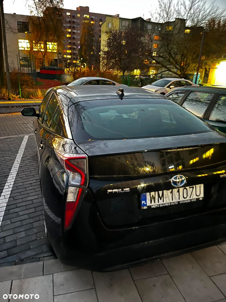 Toyota Prius 1.8 Hybrid Premium - 2