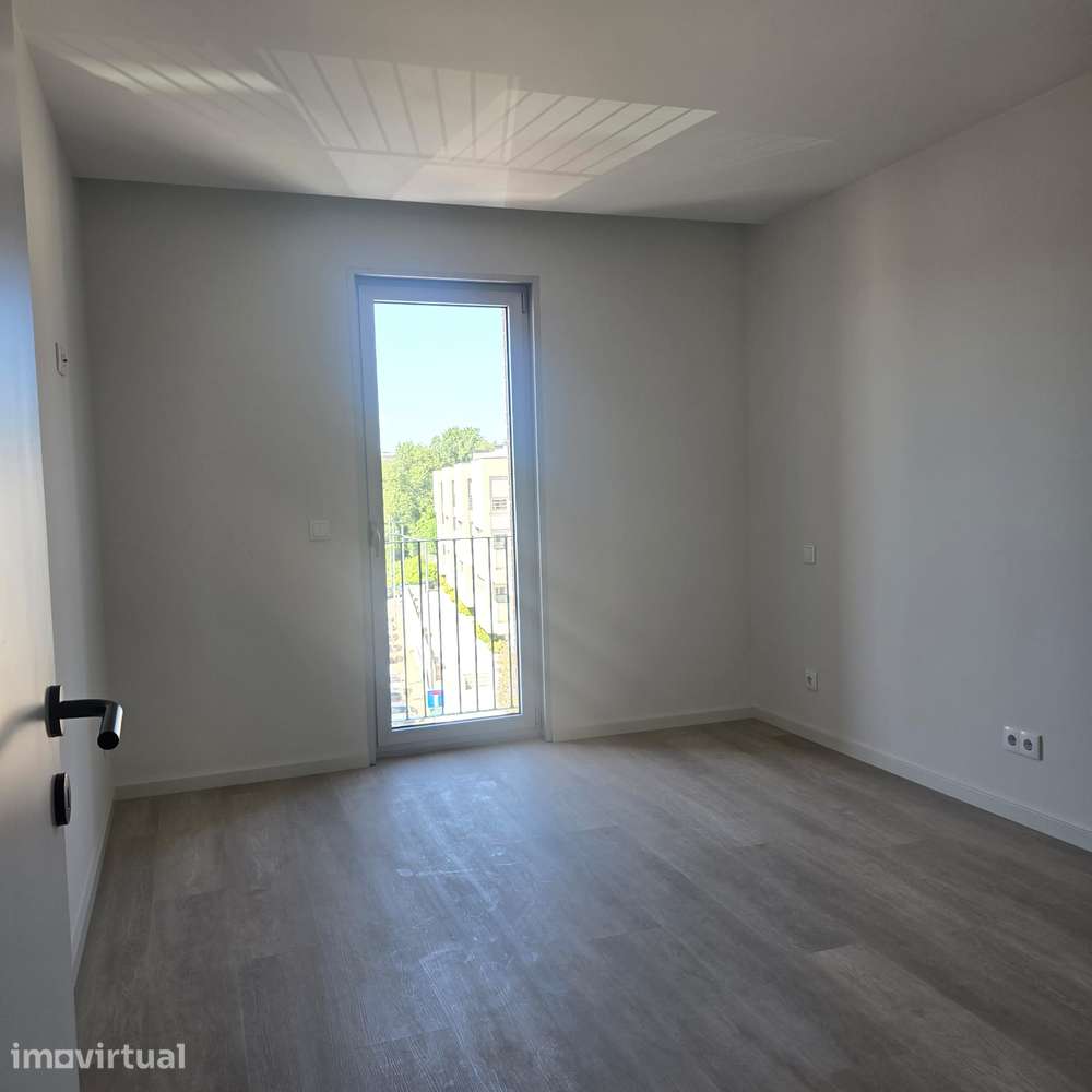 T1 Novo com Lugar de Garagem junto à UM – Azurém, Guimarães - Grande imagem: 5/9