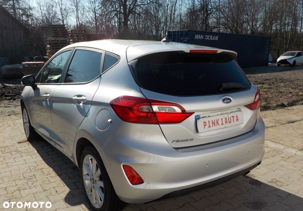 Ford Fiesta - 15