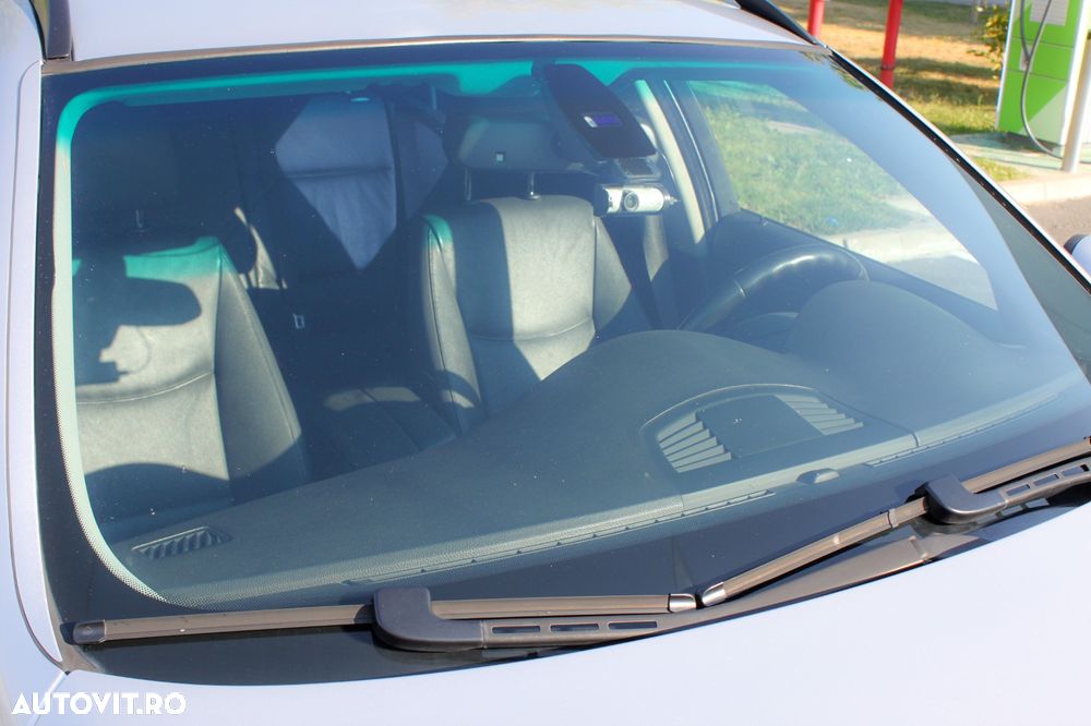 BMW Seria 3 320d DPF Aut. - 13