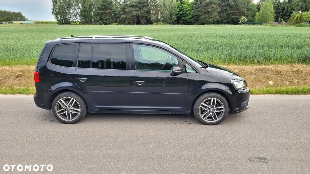 Volkswagen Touran 2.0 TDI DPF STYLE - 3