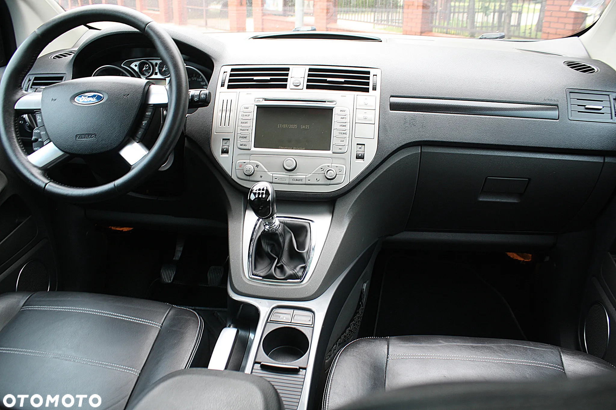 Ford Kuga 2.0 TDCi 4WD Trend - 25