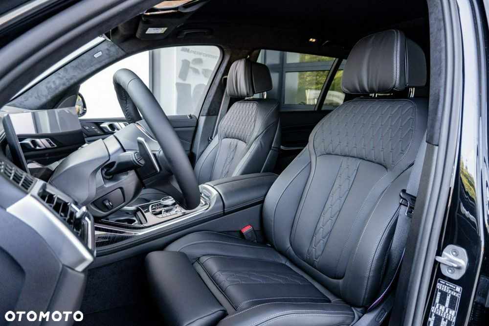 BMW X7 - 11