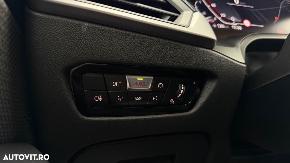 BMW Seria 3 320d xDrive Aut. Sport Line - 33