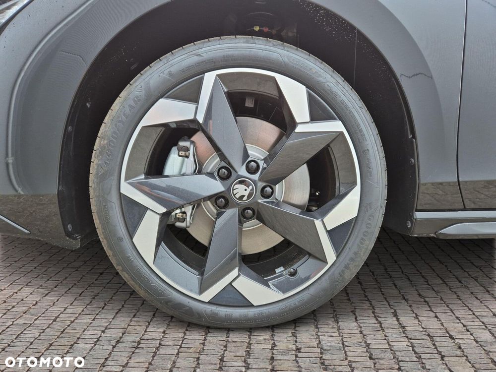 Skoda Superb 2.0 TSI Sportline DSG - 11