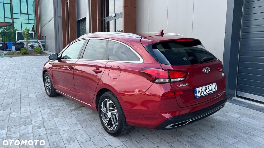 Hyundai i30 1.5 T-GDI 48V Premium DCT - 4