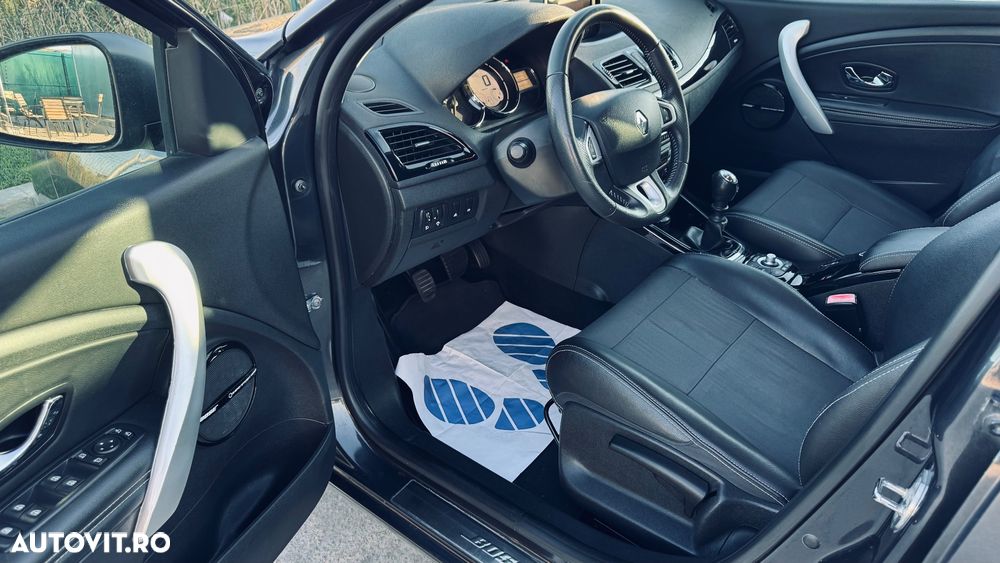 Renault Megane ENERGY dCi 110 Start & Stop Bose Edition - 21