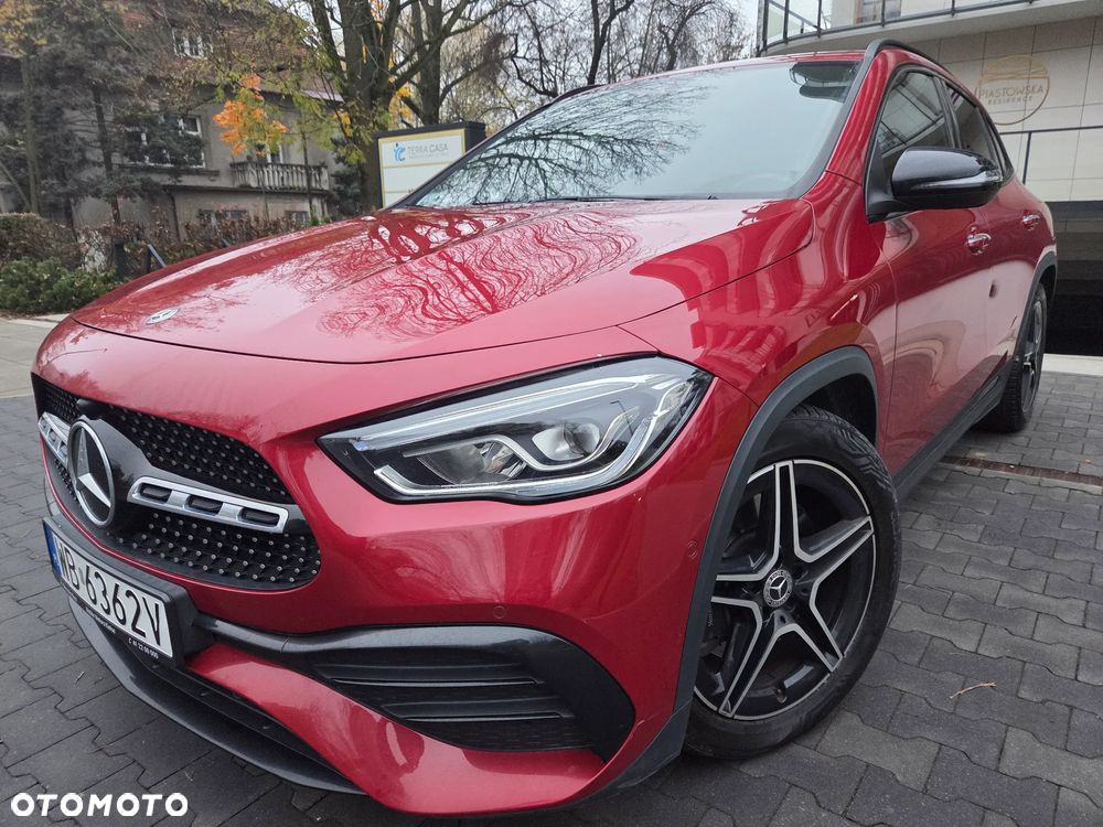 Mercedes-Benz GLA 250 AMG Line - 2