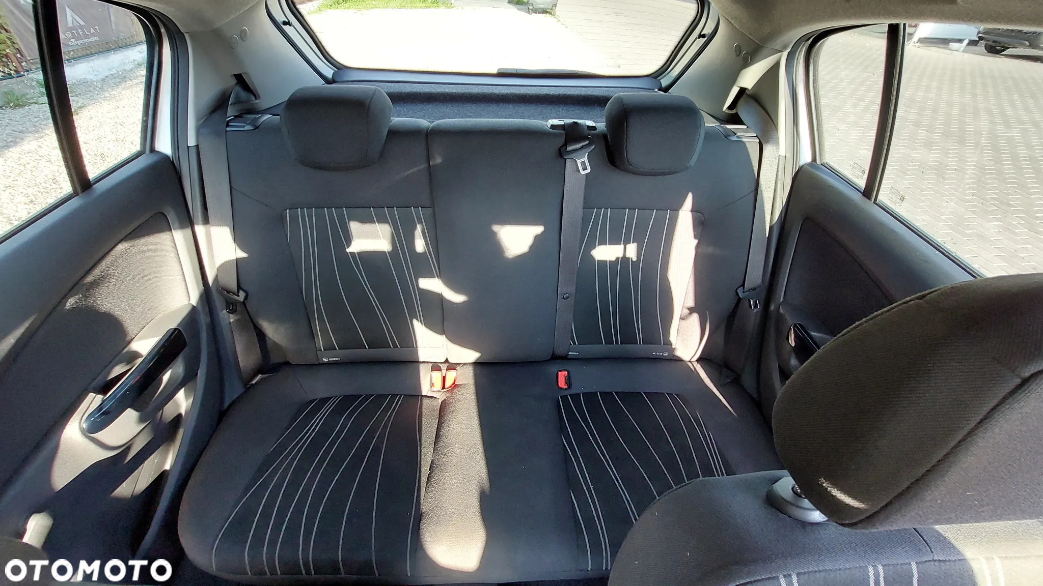 Opel Corsa - 11