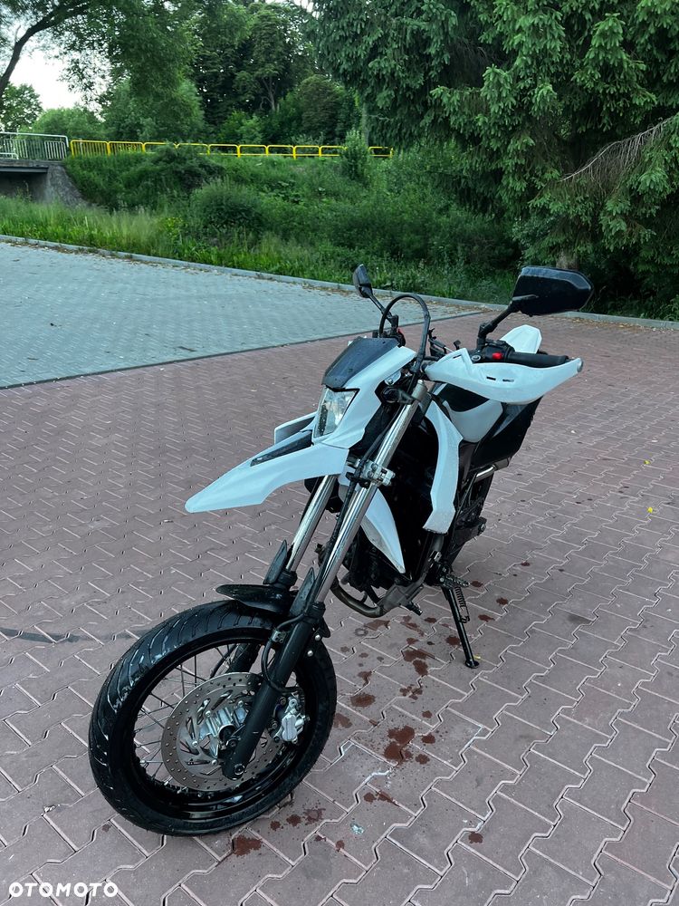 Yamaha WR - 3