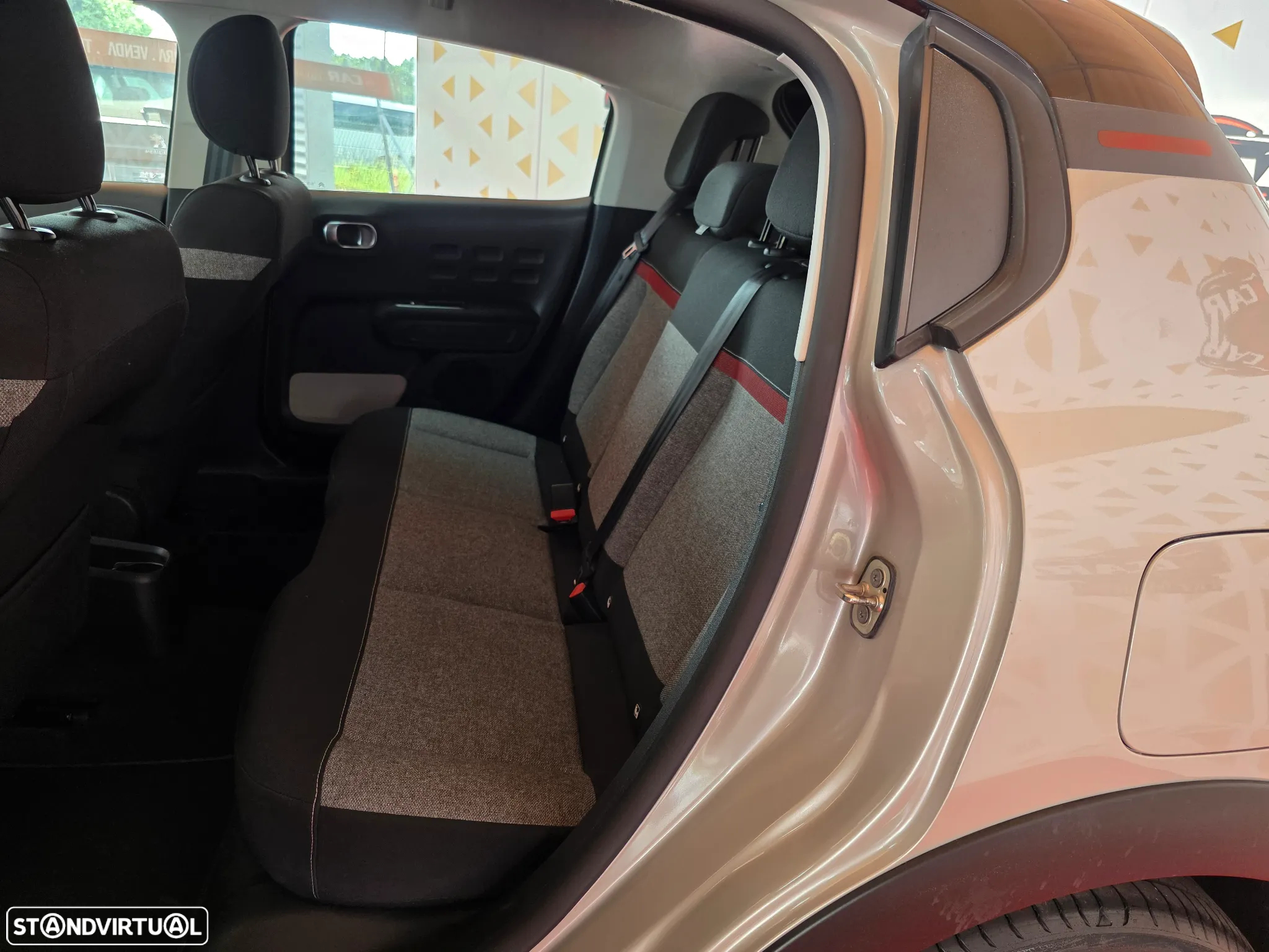 Citroën C3 1.2 PureTech C-Series - 29