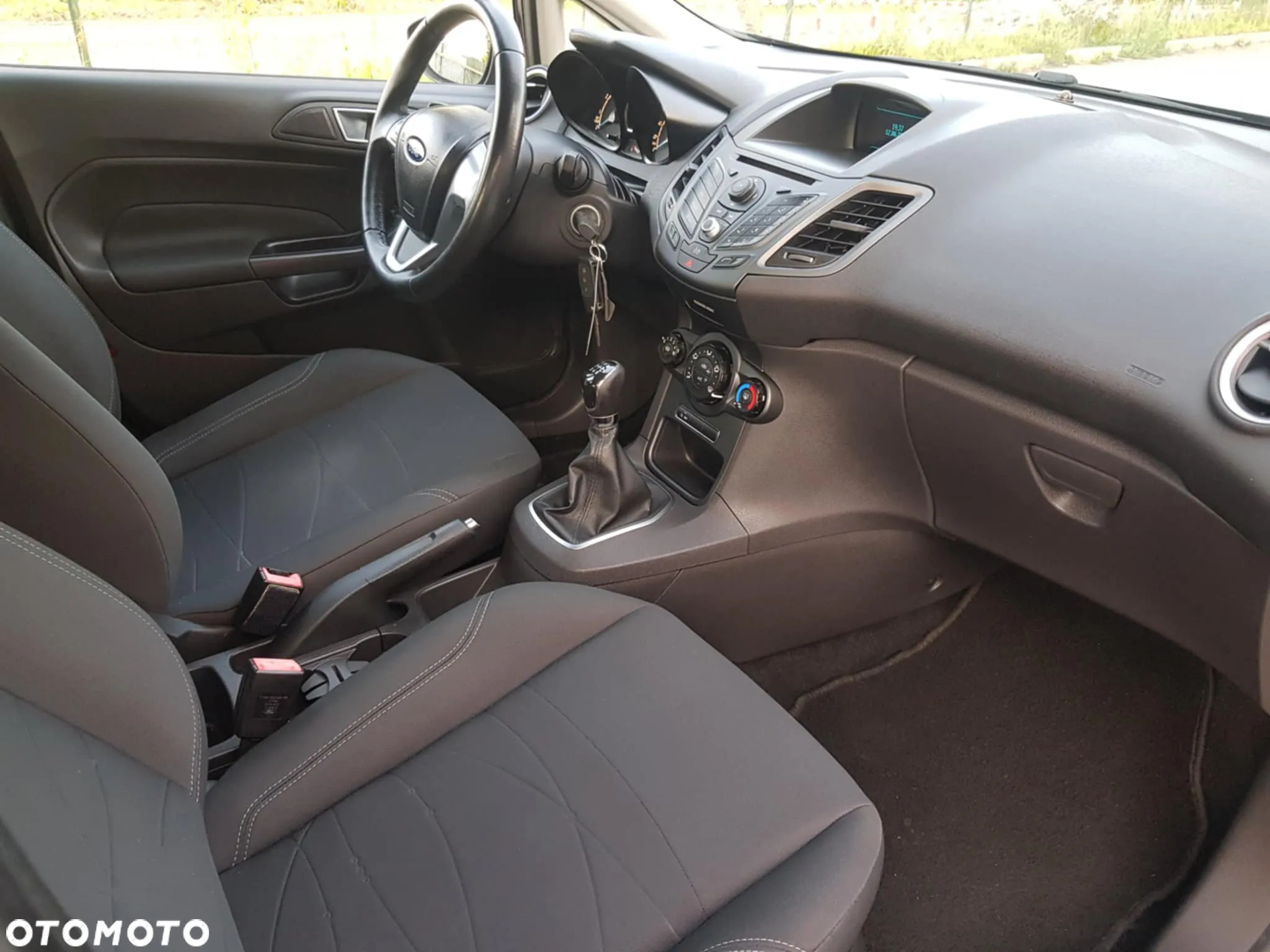 Ford Fiesta - 9