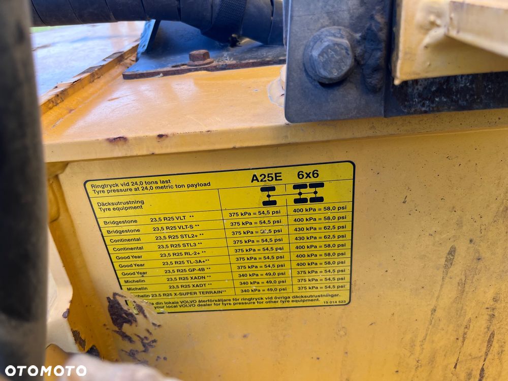 Volvo A25E - 12